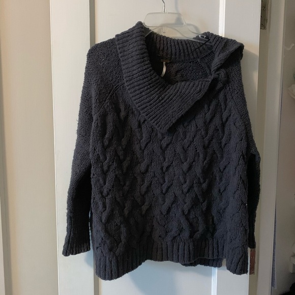 Free People Sweaters - Free people sweater size small